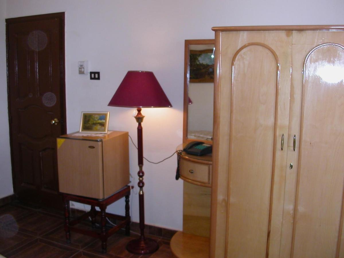 טנטא High Way Hotel מראה חיצוני תמונה